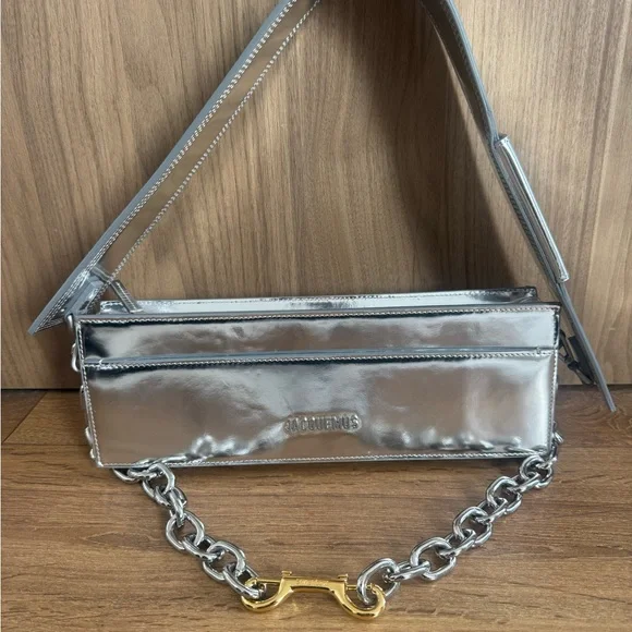 Jacquemus Silver Patent Leather Bag - Picture 2 of 5